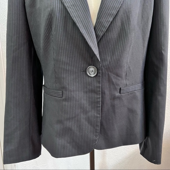 Ann Taylor blue pin stripe wool blazer - Picture 5 of 11